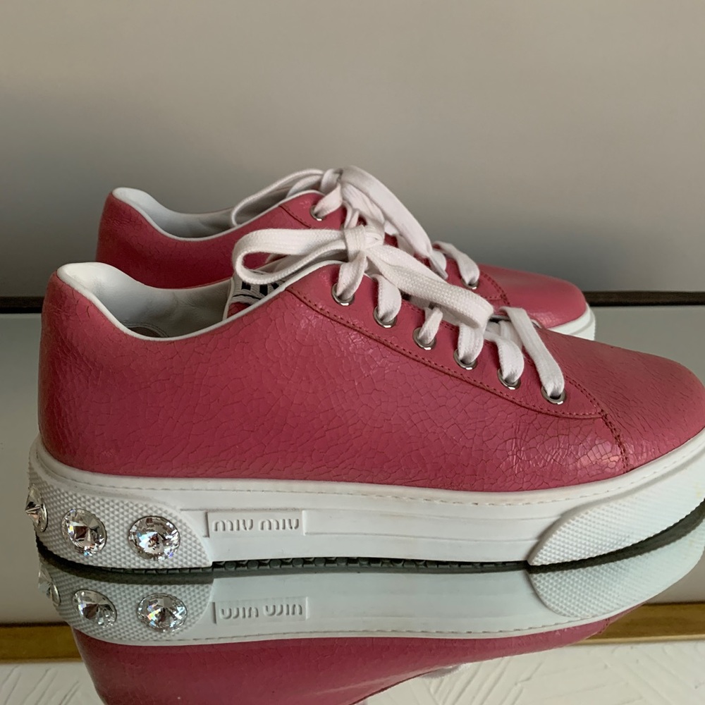 Miu Miu Women's 5E643C Cracked Leather Sneakers